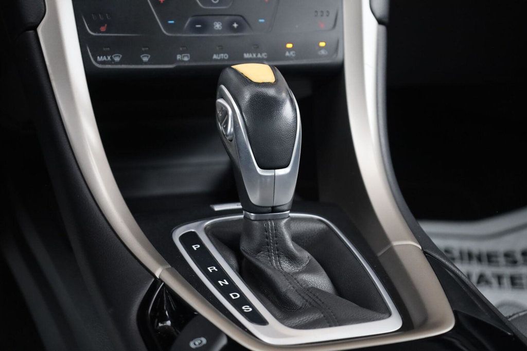 Ford Fusion photo 45