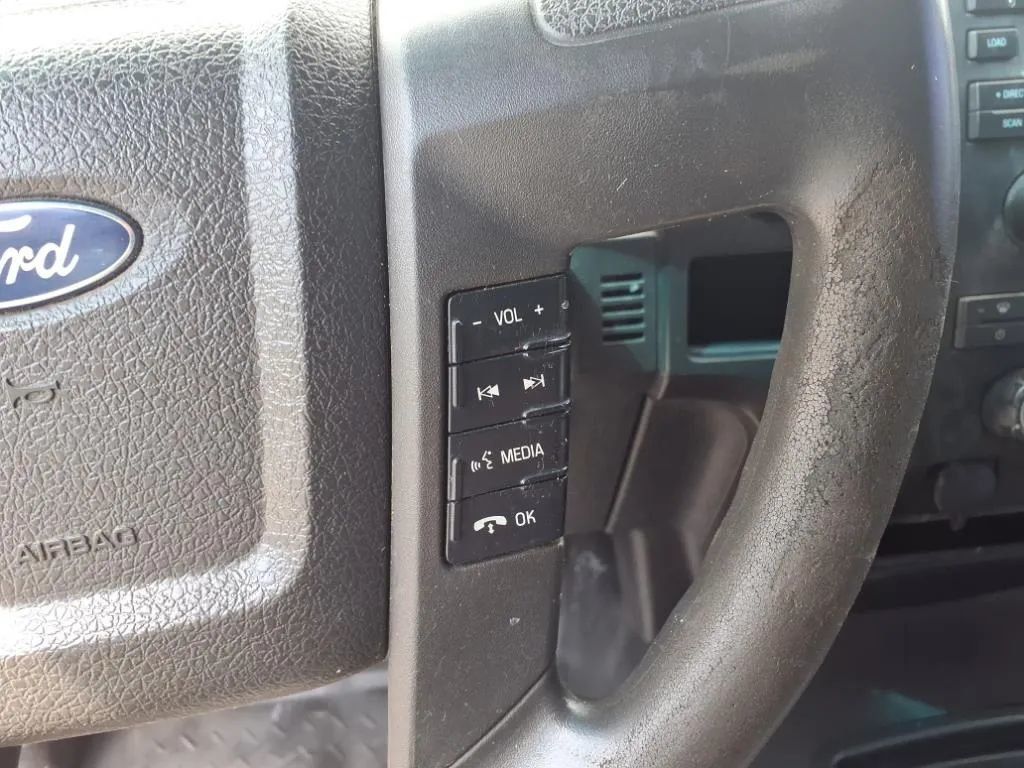 2014 Ford F-150 2WD SuperCab 145" XL - 23033918 - 10