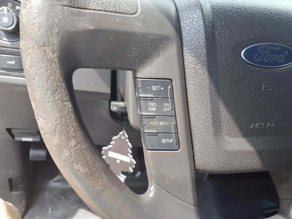 2014 Ford F-150 2WD SuperCab 145" XL - 23033918 - 8