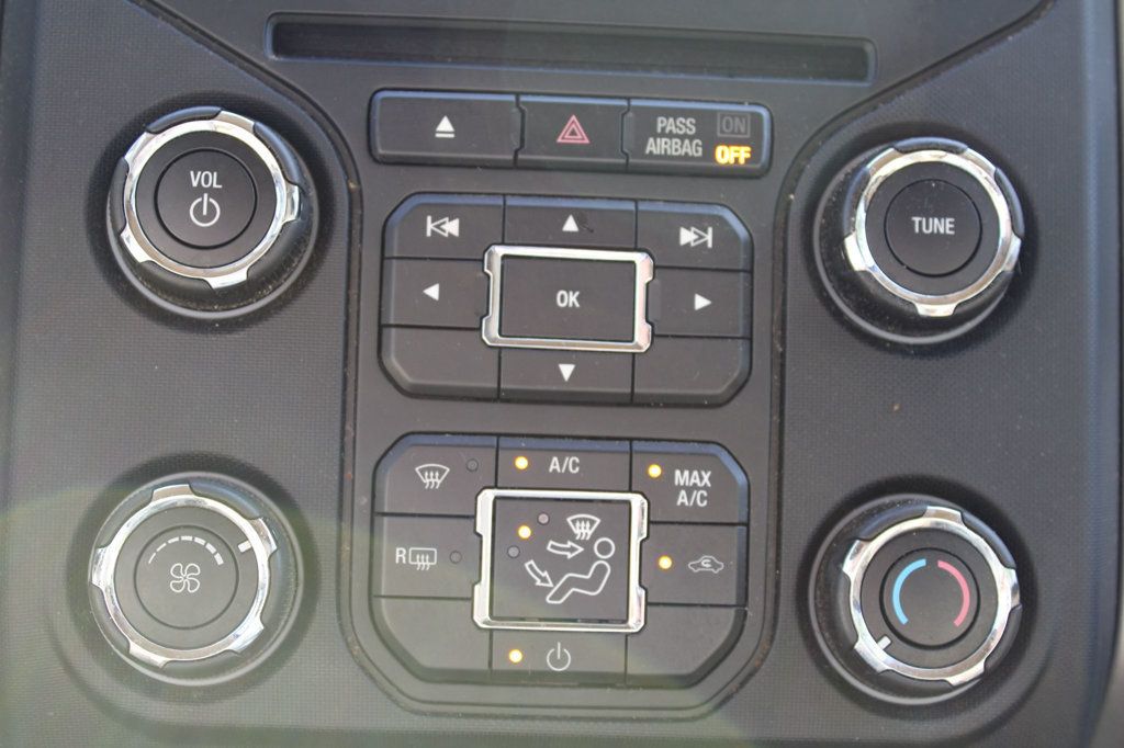 2014 Ford F-150 XLT photo 21