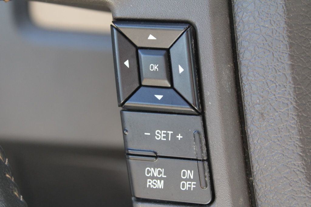2014 Ford F-150 XLT photo 22