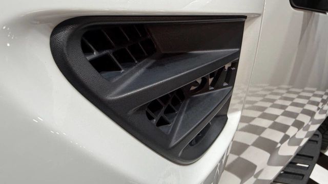 2014 Ford F-150 4WD SuperCab 133" SVT Raptor - 22983755 - 25