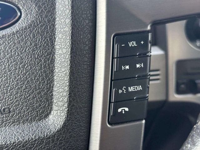 2014 Ford F-150 4WD SuperCrew 145" Limited - 23015340 - 28