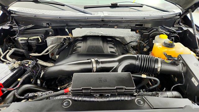 2014 Ford F-150 4WD SuperCrew 145'' Limited with 13,400-lb. Tow Capacity - 22962876 - 25