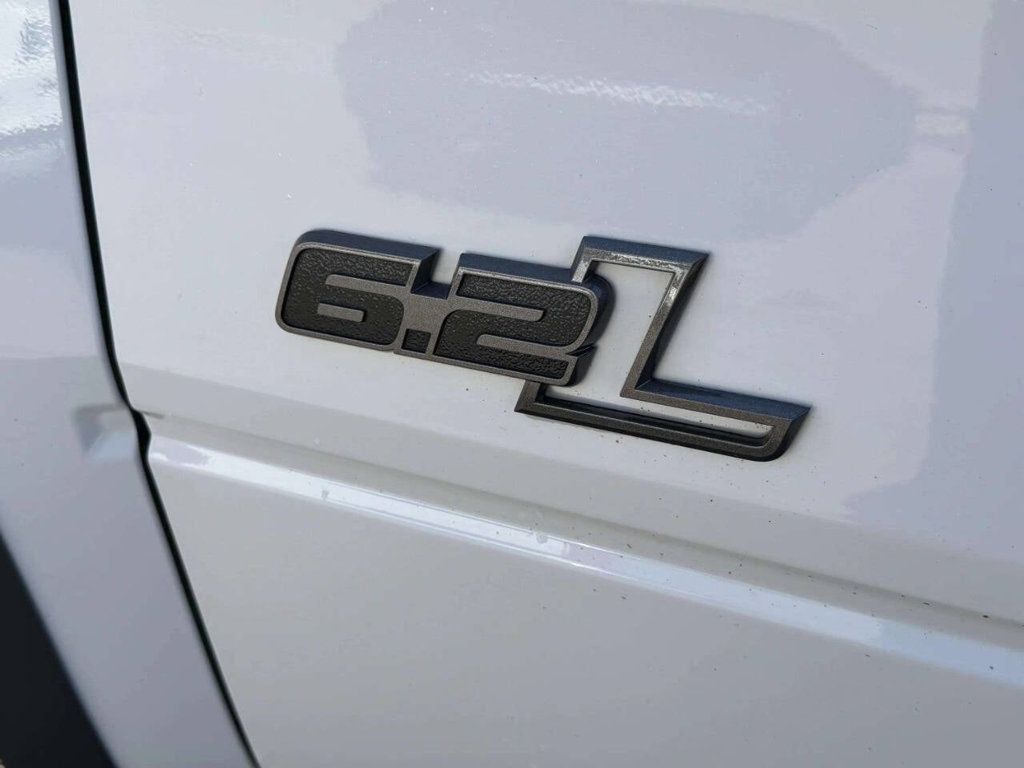 2014 Ford F-150 4WD SuperCrew 145" SVT Raptor - 23005205 - 14