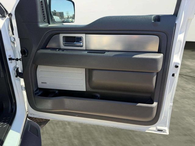 2014 Ford F-150 4WD SuperCrew 145" SVT Raptor - 23005205 - 26