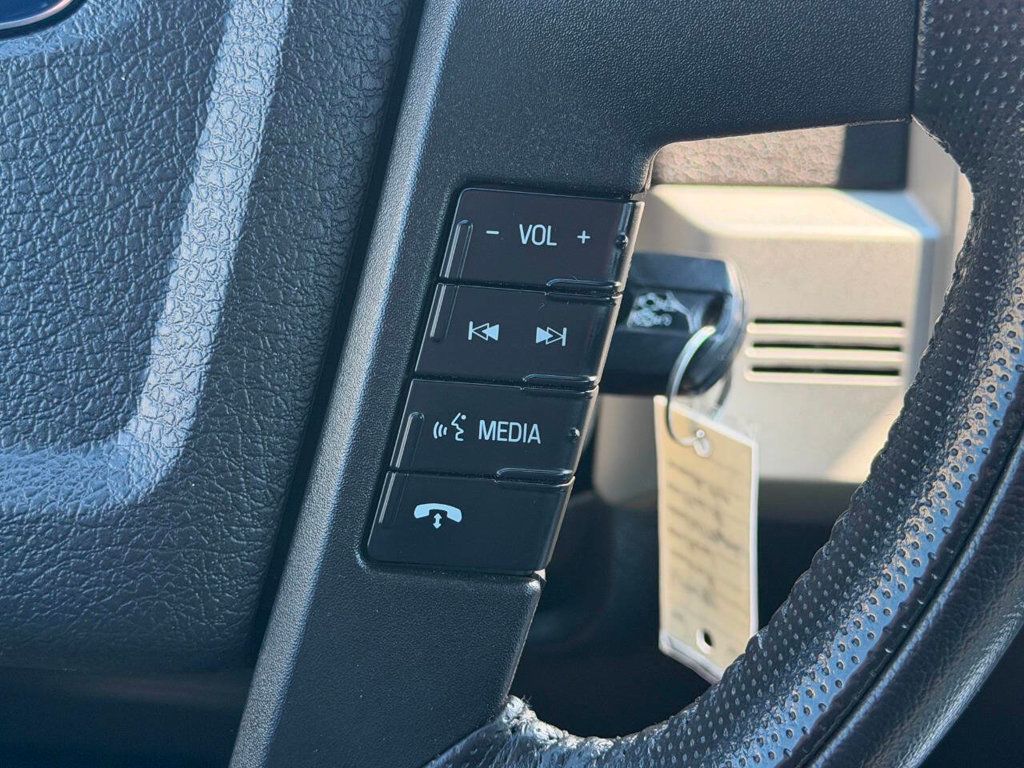 2014 Ford F-150 4WD SuperCrew 145" SVT Raptor - 23005205 - 33