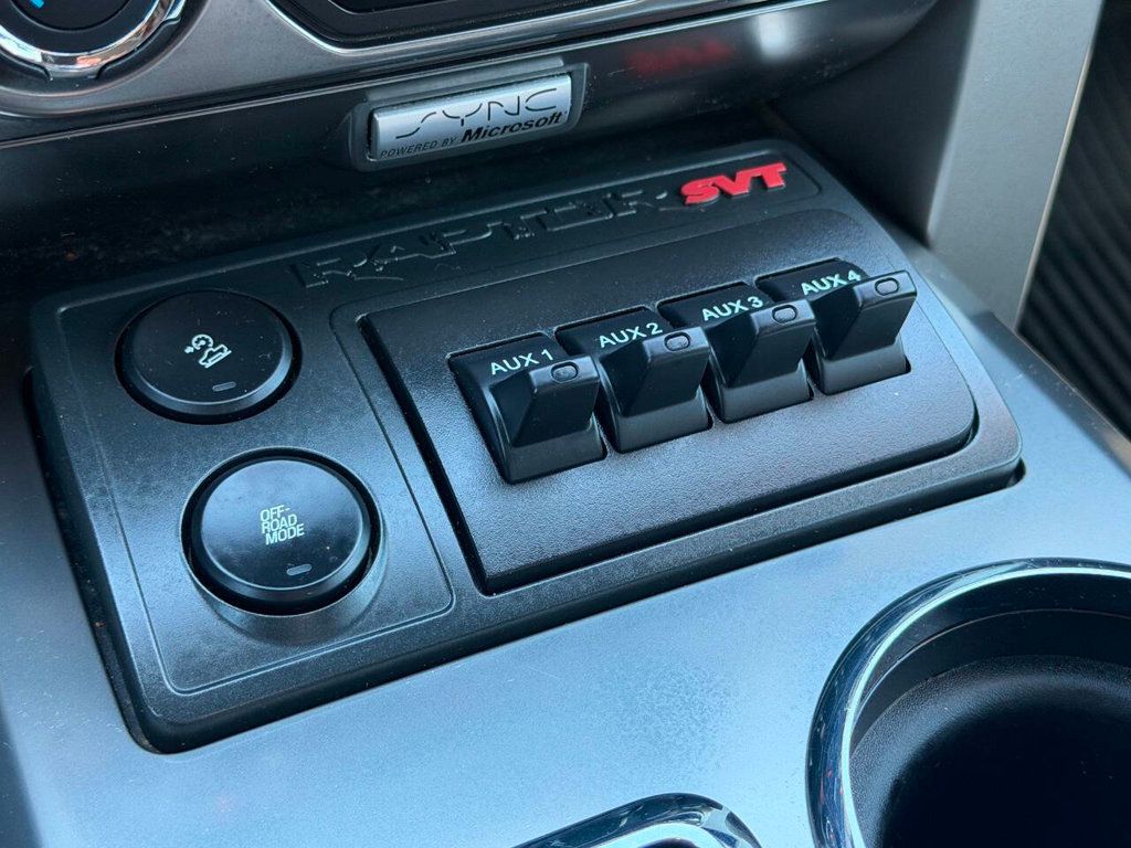 2014 Ford F-150 4WD SuperCrew 145" SVT Raptor - 23005205 - 41