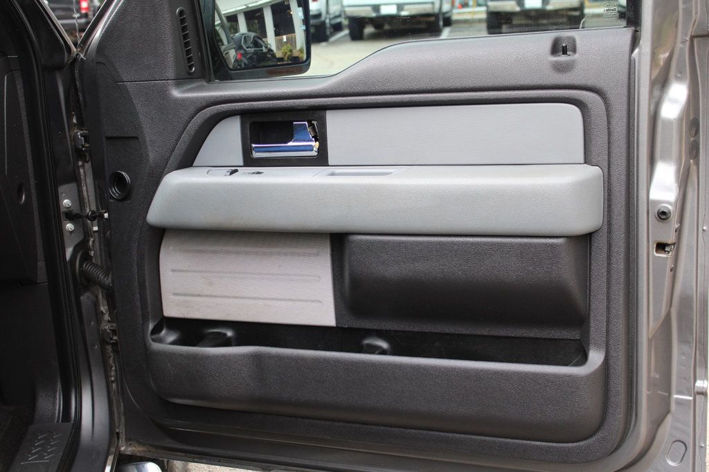 2014 Ford F-150 XLT photo 17