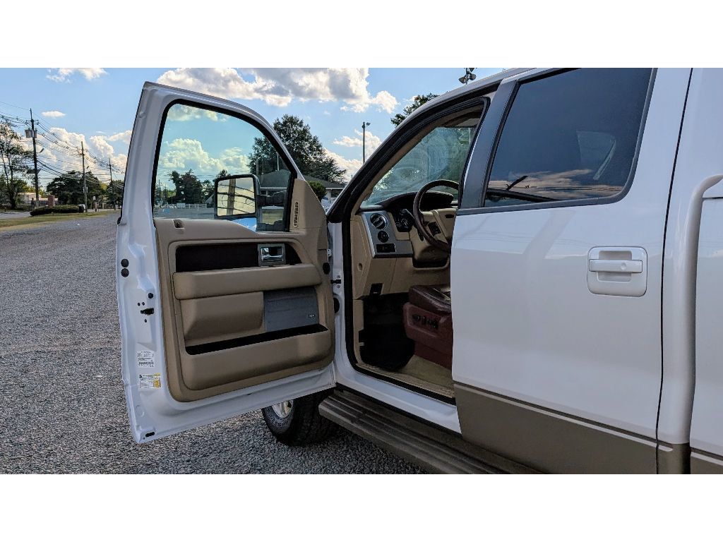 2014 Ford F-150 King Ranch photo 9