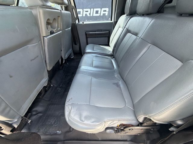 2014 Ford F-550 Crew Cab Gooseneck Flatbed  - 23078355 - 9