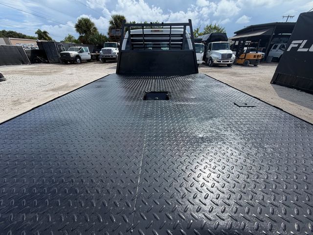 2014 Ford F-550 Crew Cab Gooseneck Flatbed  - 23078355 - 6
