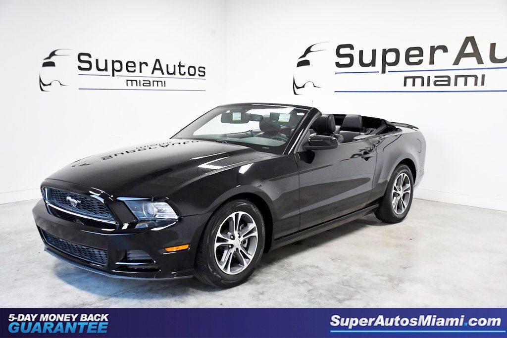 2014 Ford Mustang 2014 Ford Mustang V6 Premium Convertible - 22974365 | Video 1