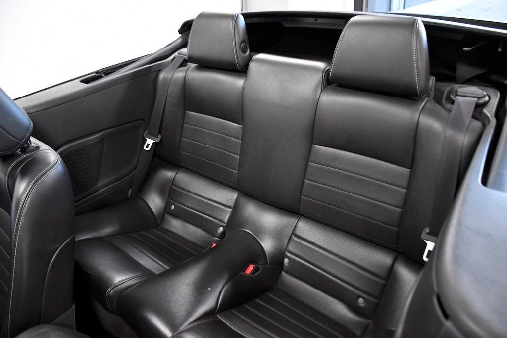 2014 Ford Mustang 2014 Ford Mustang V6 Premium Convertible - 22974365 - 9