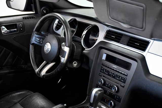 2014 Ford Mustang 2014 Ford Mustang V6 Premium Convertible - 22974365 - 15