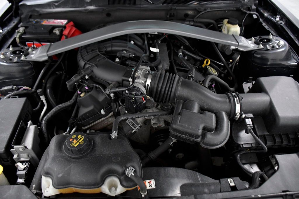 2014 Ford Mustang 2014 Ford Mustang V6 Premium Convertible - 22974365 - 17