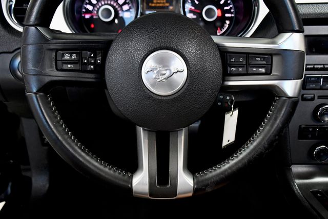 2014 Ford Mustang 2014 Ford Mustang V6 Premium Convertible - 22974365 - 18