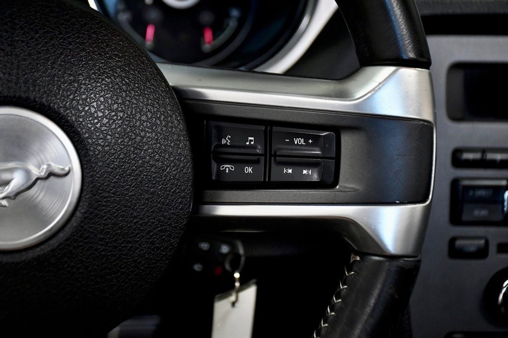 2014 Ford Mustang 2014 Ford Mustang V6 Premium Convertible - 22974365 - 20