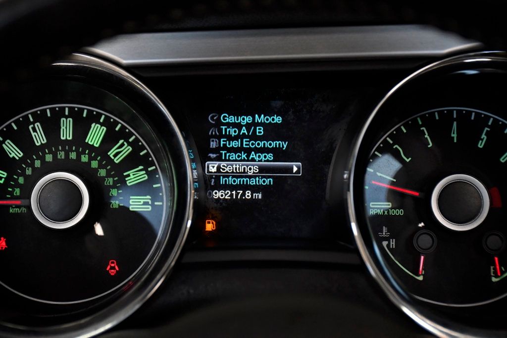 2014 Ford Mustang 2014 Ford Mustang V6 Premium Convertible - 22974365 - 21