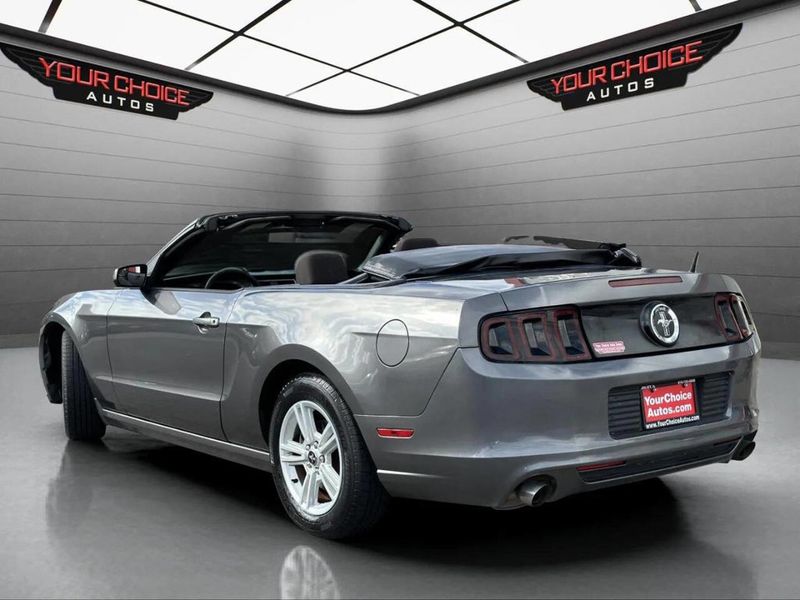 2014 Ford Mustang 2dr Convertible V6 - 22931919 - 10