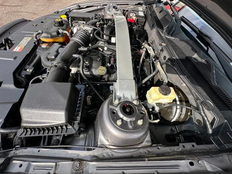 2014 Ford Mustang 2dr Convertible V6 - 22931919 - 27