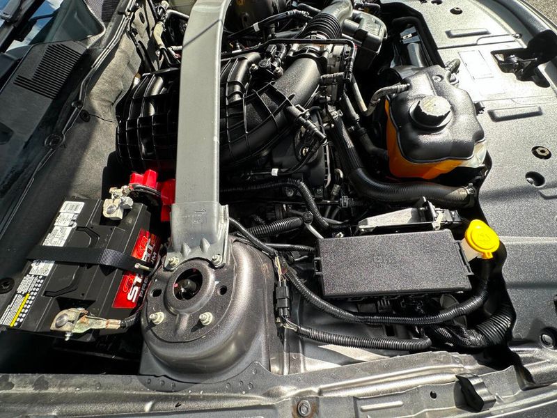 2014 Ford Mustang 2dr Convertible V6 - 22931919 - 29
