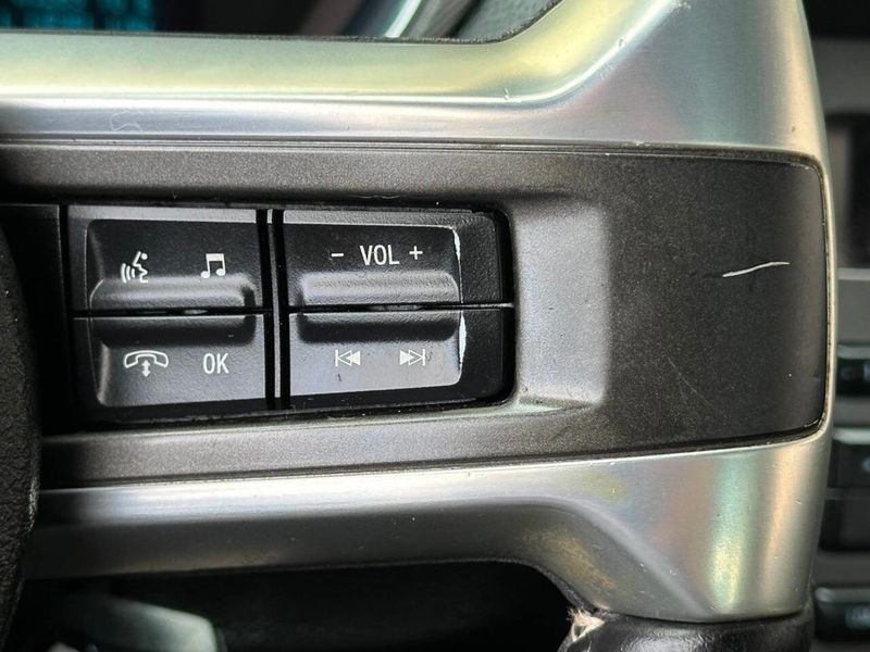 2014 Ford Mustang 2dr Convertible V6 - 22931919 - 32