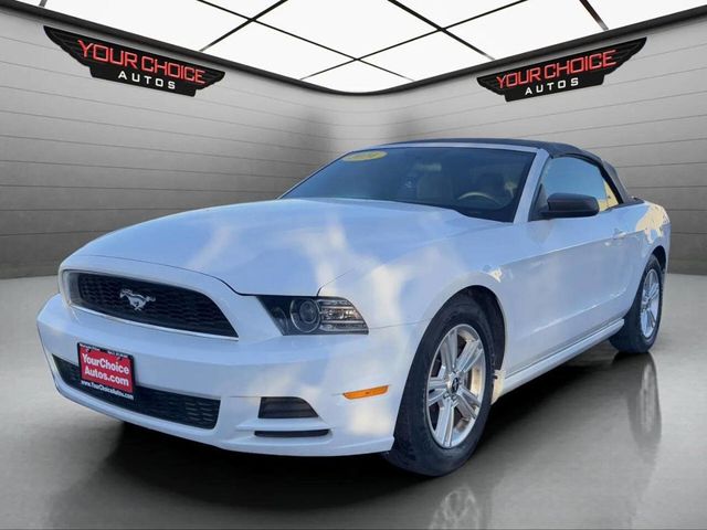 2014 Ford Mustang 2dr Convertible V6 - 22945882 - 0