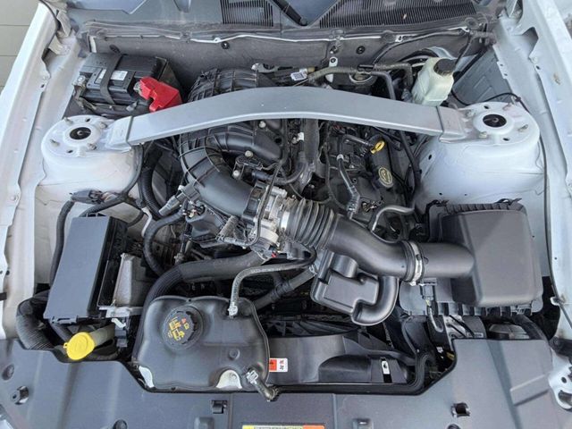 2014 Ford Mustang 2dr Convertible V6 - 22945882 - 9