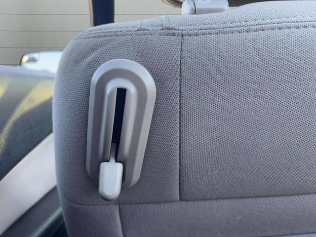 2014 Ford Mustang 2dr Convertible V6 - 22945882 - 16