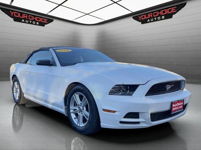 2014 Ford Mustang 2dr Convertible V6 - 22945882 - 7