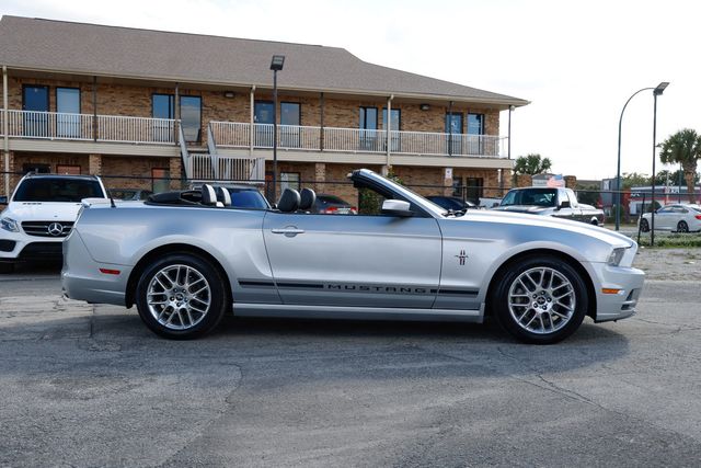 2014 Ford Mustang 2dr Convertible V6 - 22938612 - 14