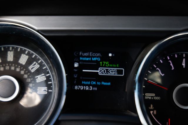 2014 Ford Mustang 2dr Convertible V6 - 22938612 - 45