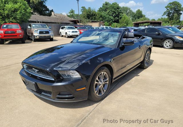2014 Ford Mustang 2dr Convertible V6 - 20967296 - 0