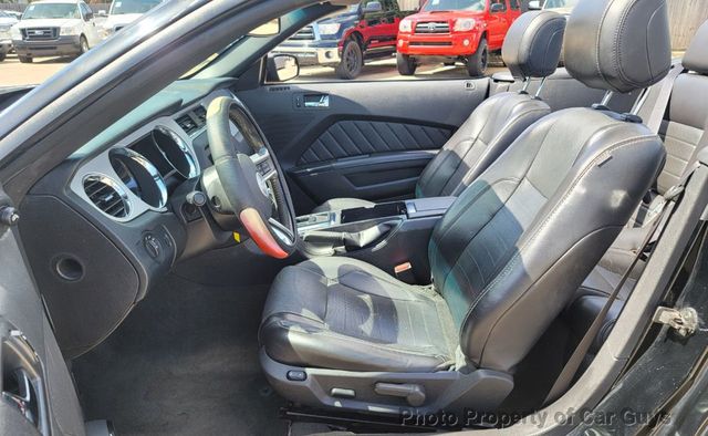 2014 Ford Mustang 2dr Convertible V6 - 20967296 - 13