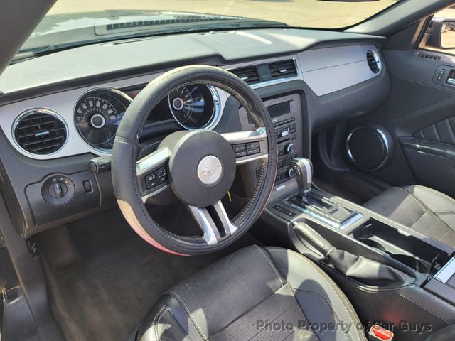 2014 Ford Mustang 2dr Convertible V6 - 20967296 - 14