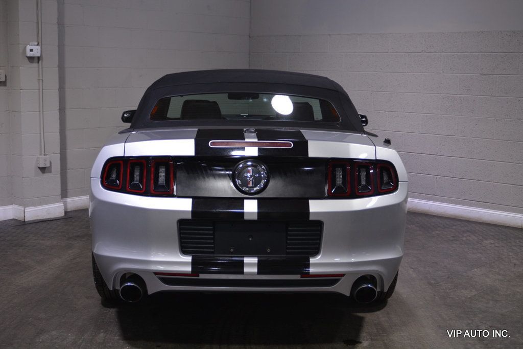 2014 Ford Mustang 2dr Convertible V6 - 22273420 - 43