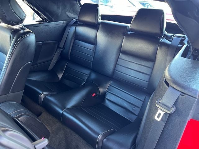 2014 Ford Mustang 2dr Convertible V6 Premium - 22986229 - 16