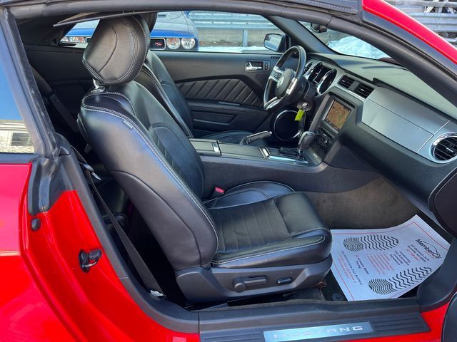 2014 Ford Mustang 2dr Convertible V6 Premium - 22986229 - 19