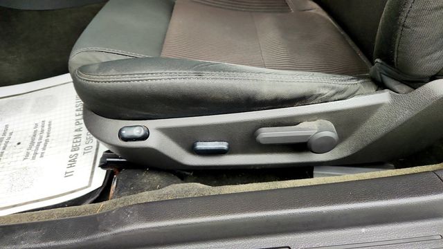 2014 Ford Mustang 2dr Convertible V6 w/ Equipment Group 102A - 23020946 - 11