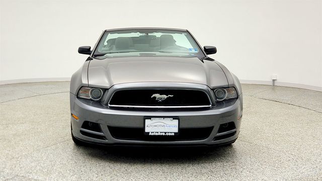 2014 Ford Mustang 2dr Convertible V6 w/ Equipment Group 102A - 23020946 - 1