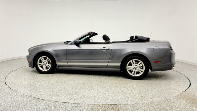 2014 Ford Mustang 2dr Convertible V6 w/ Equipment Group 102A - 23020946 - 7