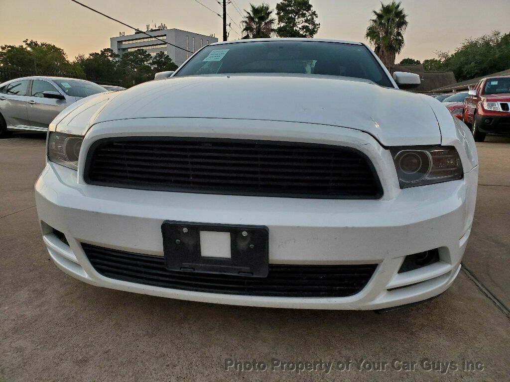2014 Ford Mustang Base photo 4