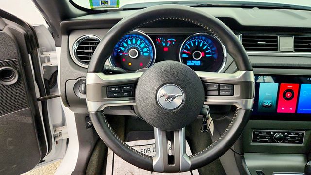 2014 Ford Mustang 2dr Coupe GT (manual transmission, 420-horsepower) - 22986318 - 12