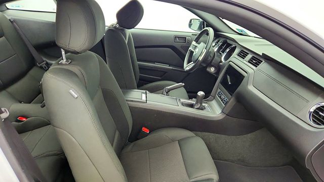 2014 Ford Mustang 2dr Coupe GT (manual transmission, 420-horsepower) - 22986318 - 20