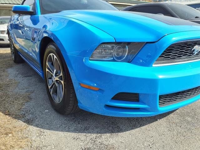 2014 Ford Mustang 2dr Coupe V6 - 22647061 - 14