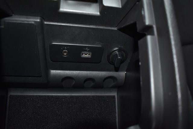 2014 Ford Mustang 2dr Coupe V6 - 23001669 - 11