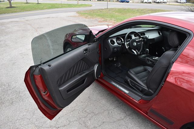 2014 Ford Mustang 2dr Coupe V6 - 23001669 - 16