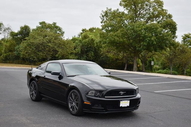 2014 Ford Mustang 2dr Coupe V6 - 23086496 - 24