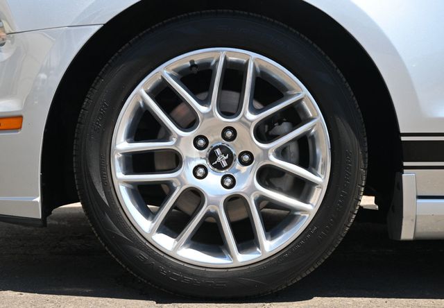 2014 Ford Mustang 2dr Coupe V6 Premium - 23053824 - 8